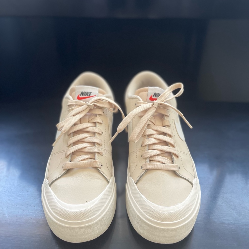 Nike Court Legacy Lift Platform Sneakers, Women’s 8.5, Cream White